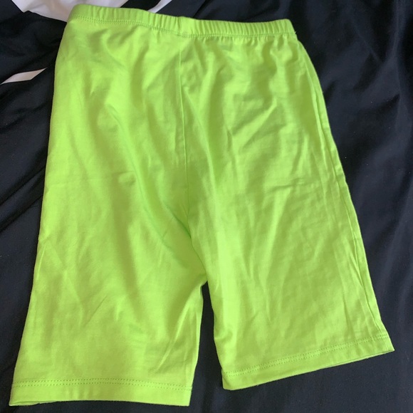 Neon green biker shorts - Picture 2 of 2